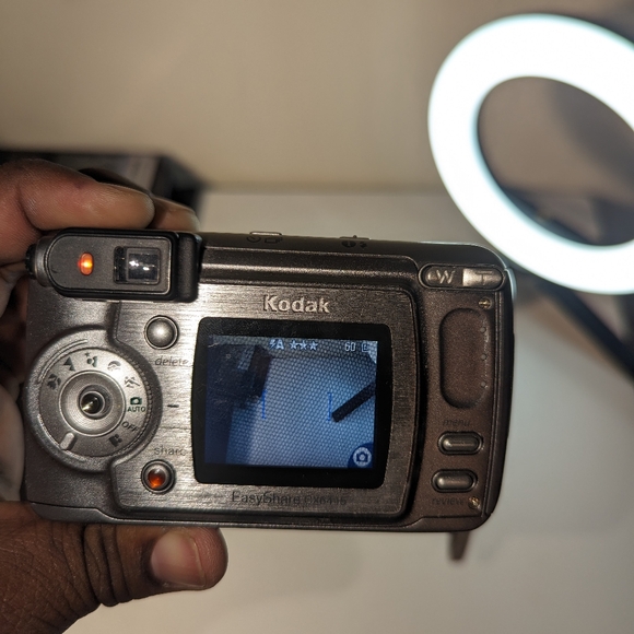 VINTAGE VIBE DIGICAM KODAK EASYSHARE DX6440 - Picture 2 of 2